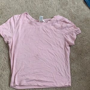 Cute pink ribbed tee shirt!